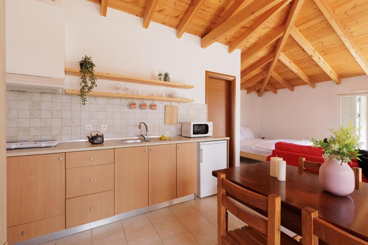 The Island Life Apartments By Konnect, Ipsos Beach Εξωτερικό φωτογραφία